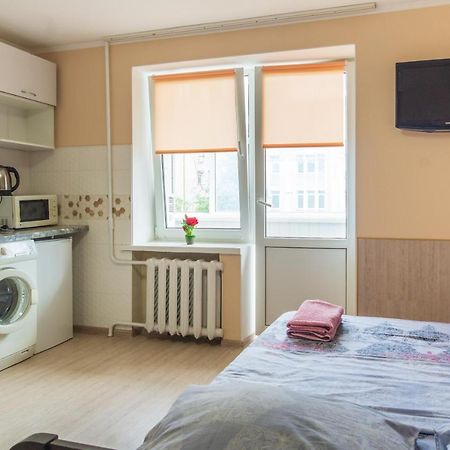 1 Комнатная Квартира По Улице Предславинская, 12 Kiev Buitenkant foto