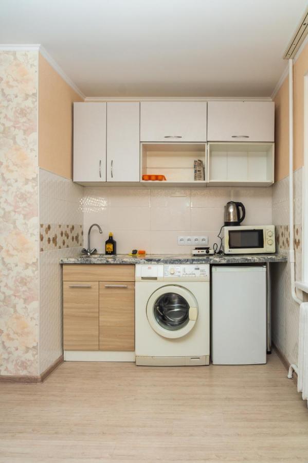 1 Комнатная Квартира По Улице Предславинская, 12 Kiev Buitenkant foto