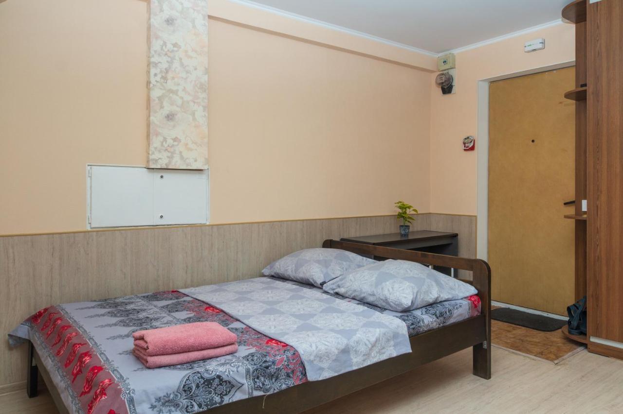 1 Комнатная Квартира По Улице Предславинская, 12 Kiev Buitenkant foto
