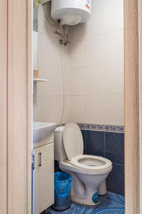 1 Комнатная Квартира По Улице Предславинская, 12 Kiev Buitenkant foto