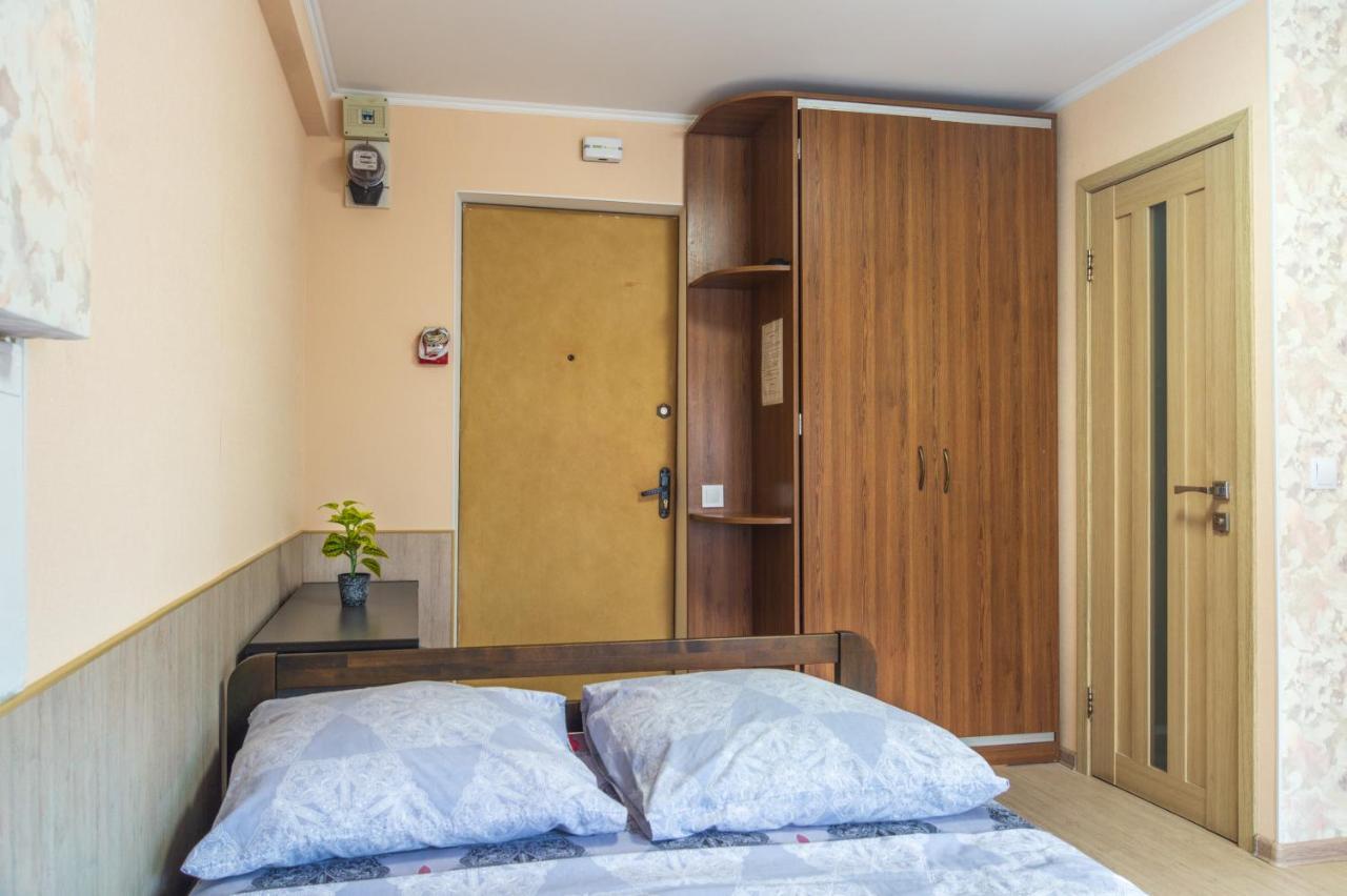 1 Комнатная Квартира По Улице Предславинская, 12 Kiev Buitenkant foto