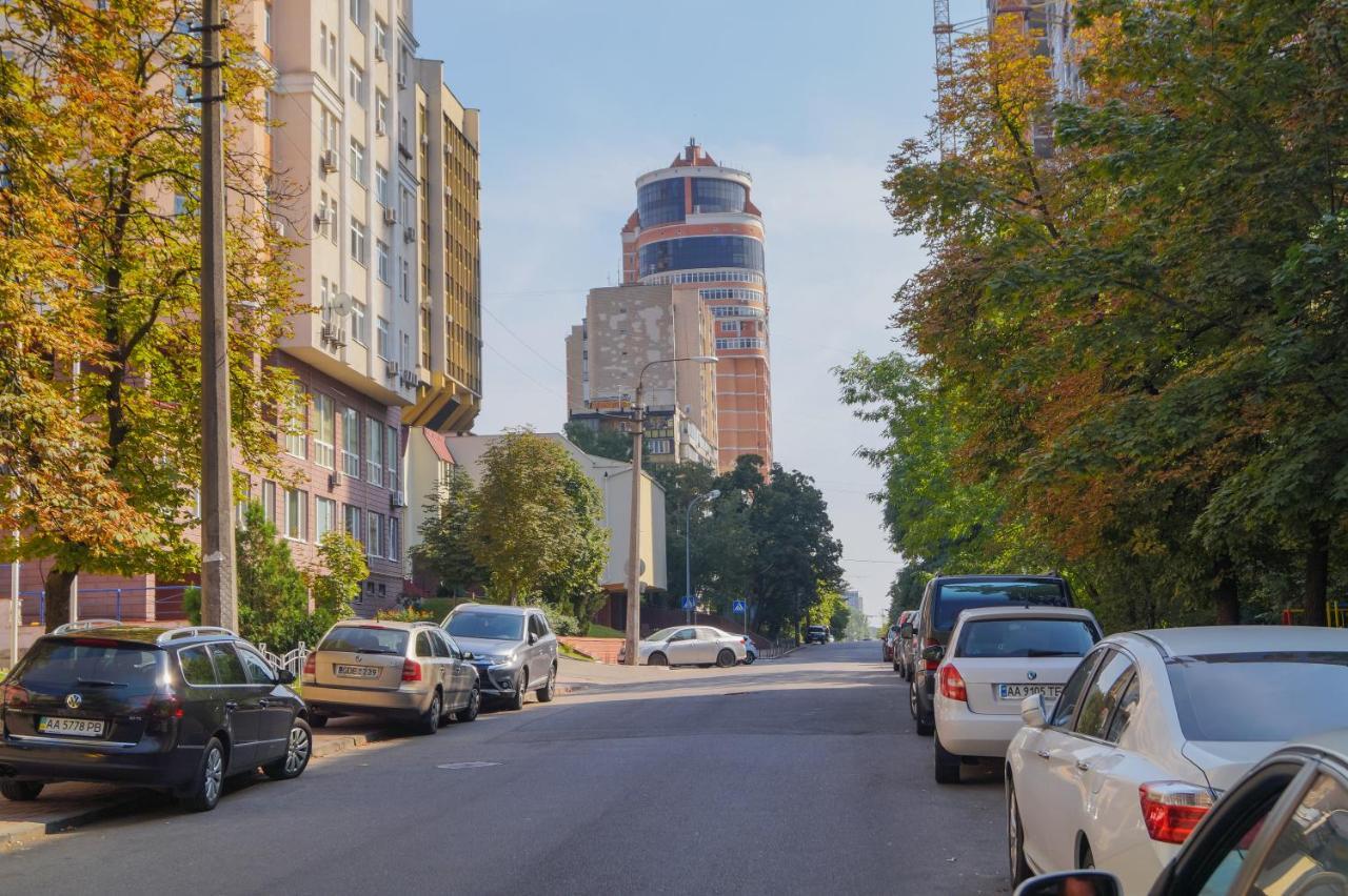 1 Комнатная Квартира По Улице Предславинская, 12 Kiev Buitenkant foto