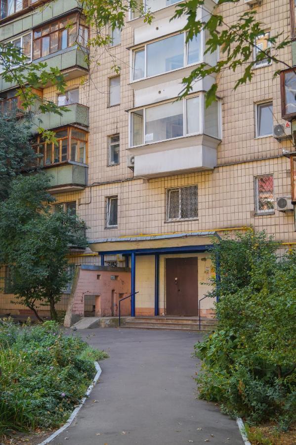 1 Комнатная Квартира По Улице Предславинская, 12 Kiev Buitenkant foto